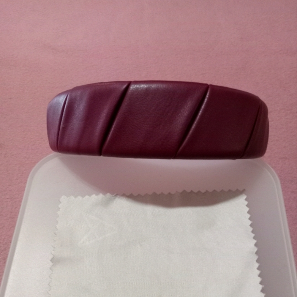 Woman's headband
